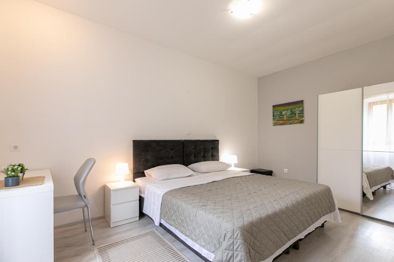 Apartments Kastel Pula 普拉 外观 照片