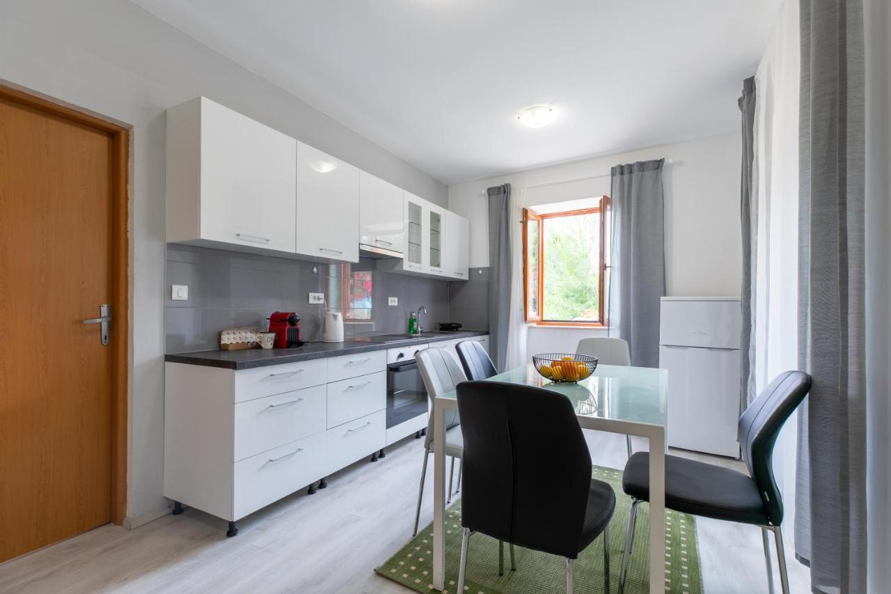 Apartments Kastel Pula 普拉 外观 照片
