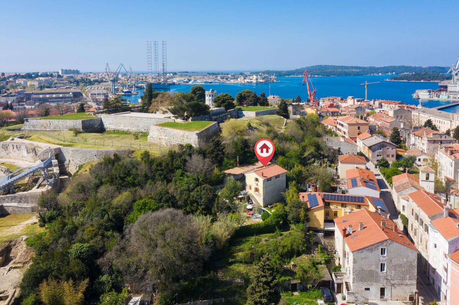 Apartments Kastel Pula 普拉 外观 照片